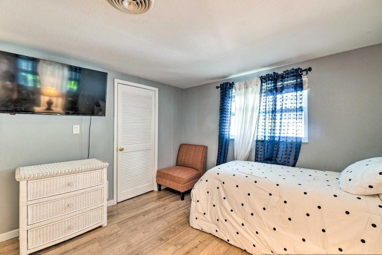 Peaceful Venice Villa With Patio - 2 Miles To Beach! Екстериор снимка